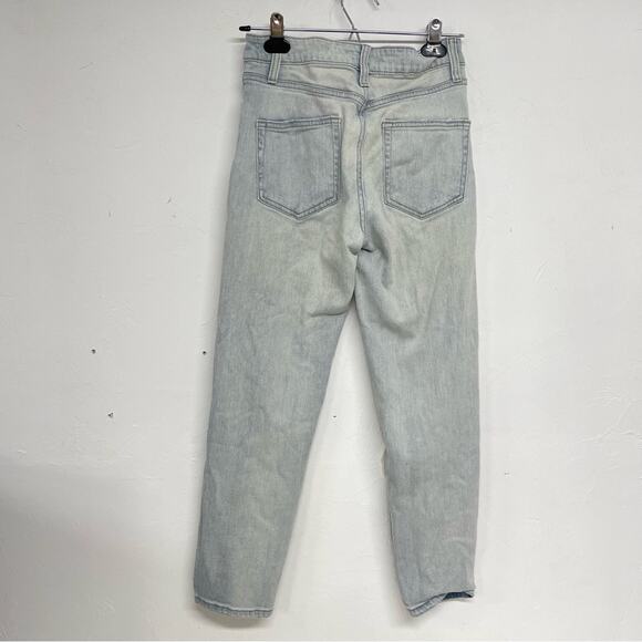 Wild Fable Light Wash Heavily Distressed Mom Jeans Womens 00 Blue Denim Zip - Picture 5 of 8